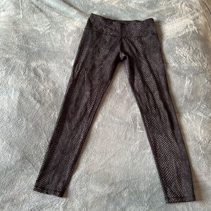 Carley workout leggings (silky/compression) worn twice